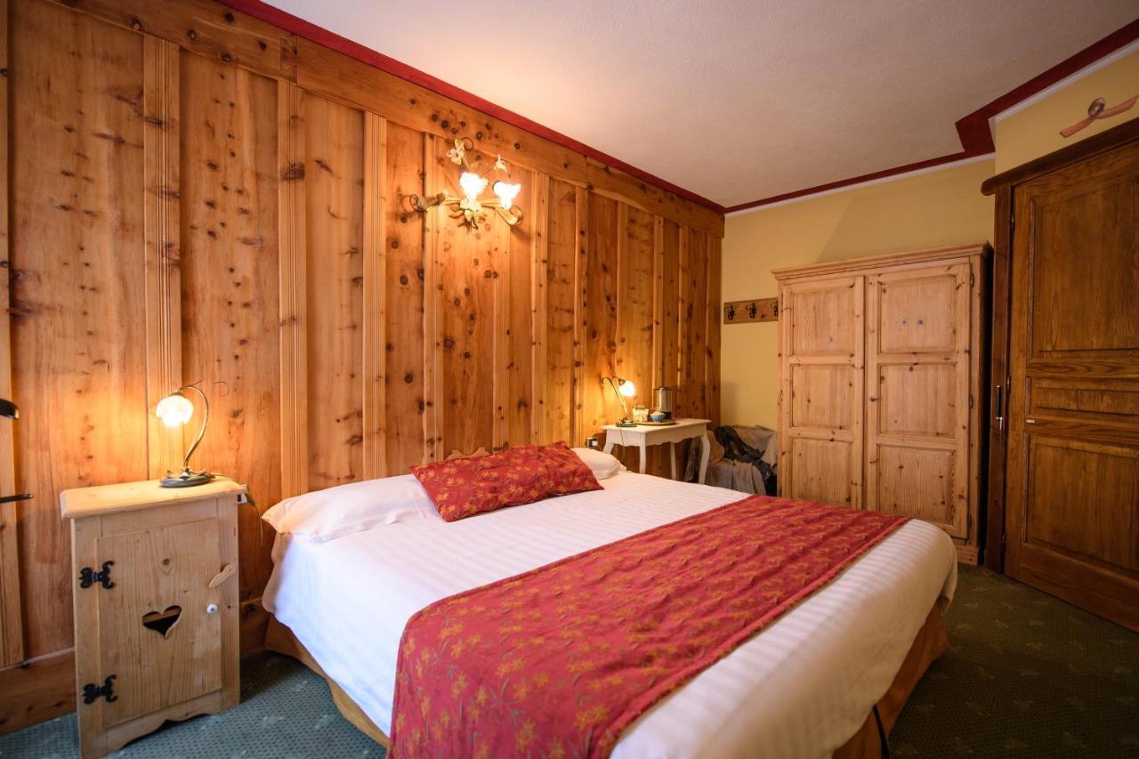 Hotel Chalet La Meridiana Saint-Pierre Bagian luar foto