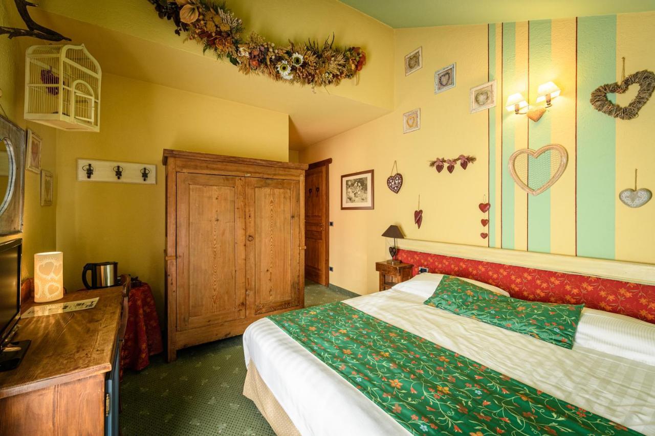 Hotel Chalet La Meridiana Saint-Pierre Bagian luar foto