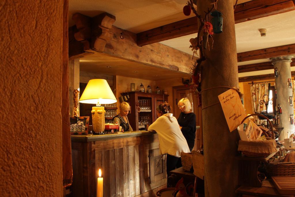 Hotel Chalet La Meridiana Saint-Pierre Bagian luar foto