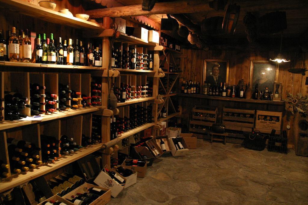 Hotel Chalet La Meridiana Saint-Pierre Bagian luar foto