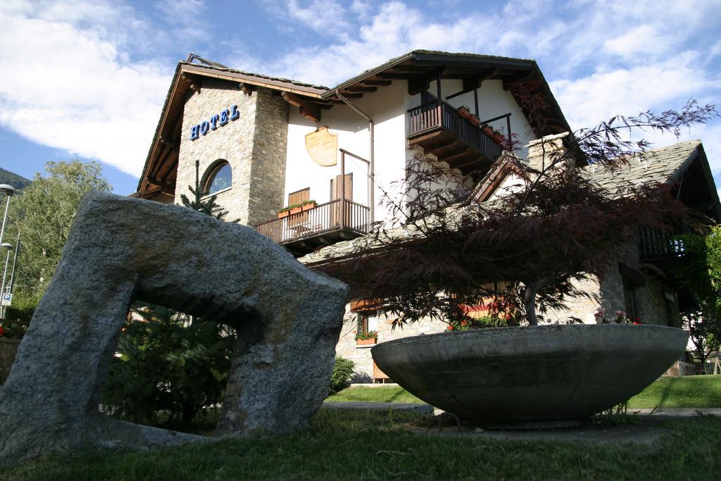 Hotel Chalet La Meridiana Saint-Pierre Bagian luar foto