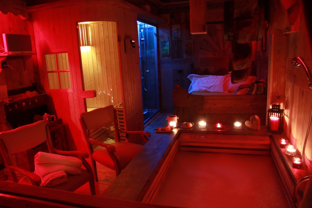 Hotel Chalet La Meridiana Saint-Pierre Bagian luar foto