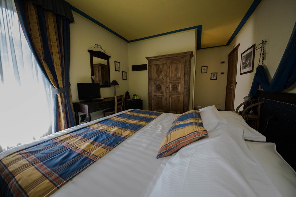 Hotel Chalet La Meridiana Saint-Pierre Bagian luar foto